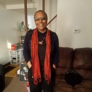 Meet your Posher, Joyce